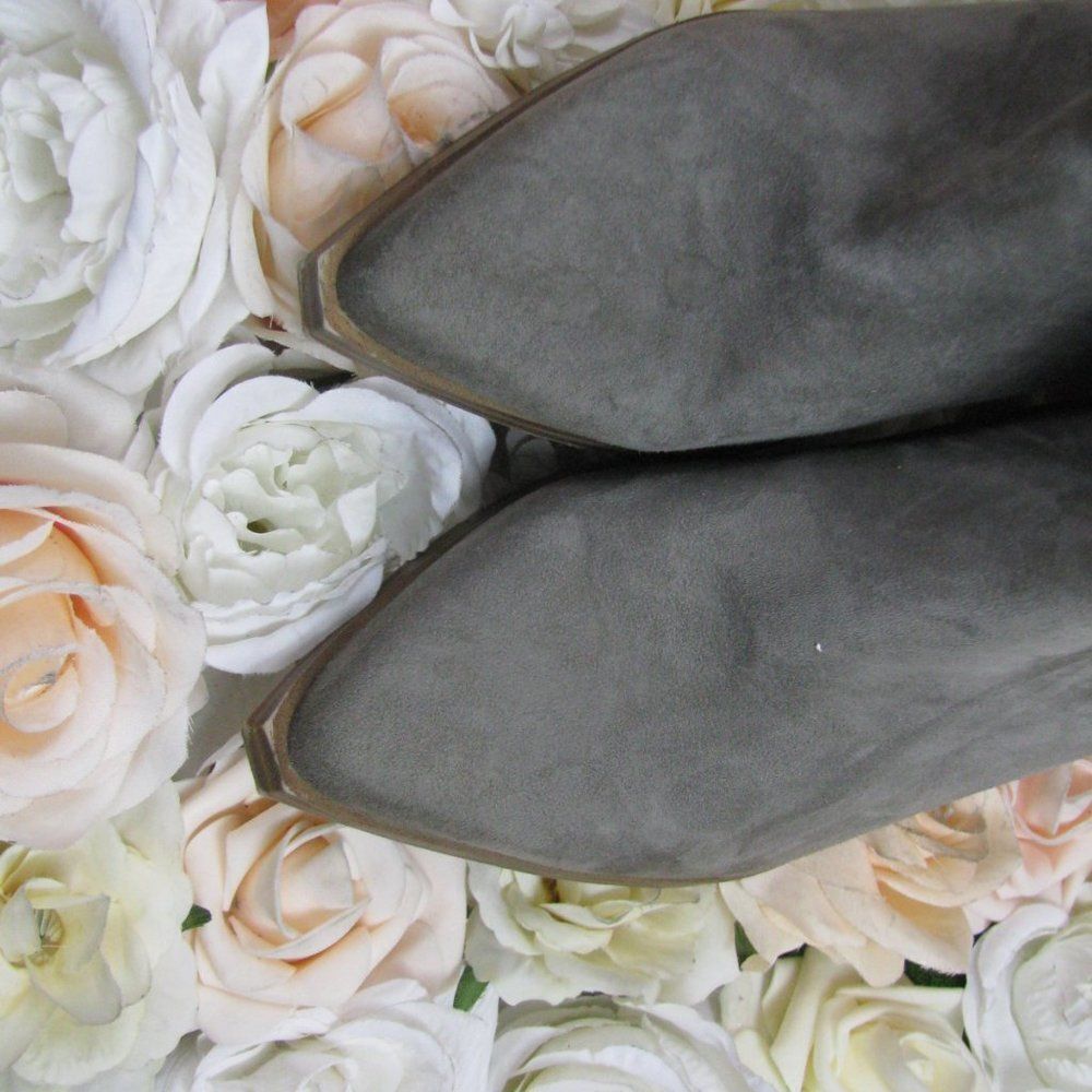Steve Madden suede ankle booties 8 - Picture 3 of 10